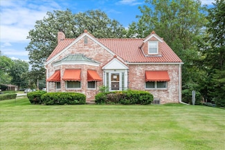 601 Forest Dr, Council Bluffs, IA 51503