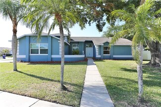 11799 Harborside Cir, Largo, FL 33773