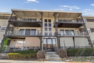 917 8th Ave Unit 9, La Grange, IL 60525