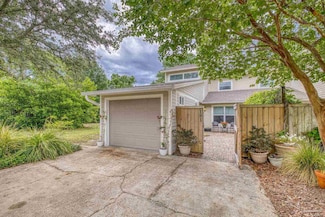 181 Russ Dr, Gulf Breeze, FL 32561