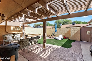 18207 N 136th Ave, Sun City West, AZ 85375