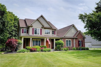 246 Gallant Fox Ln, Webster, NY 14580