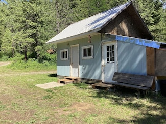 2559 United Copper Mine Rd, Chewelah, WA 99109