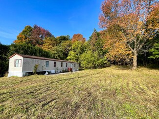 14 Haley St, Cadyville, NY 12918
