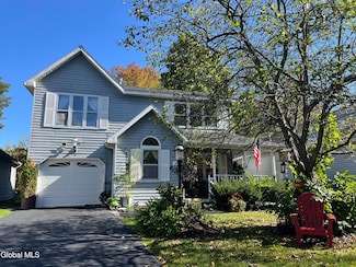 19 Windsor Place, Albany, NY 12209