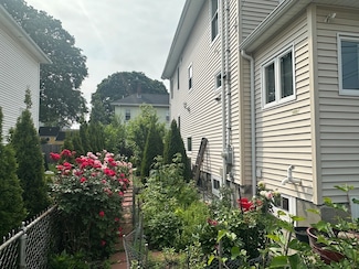 62 Antwerp St, Brighton, MA 02135
