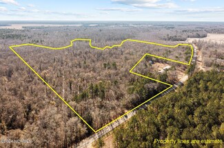 6365 White Oak River, Maysville, NC 28555
