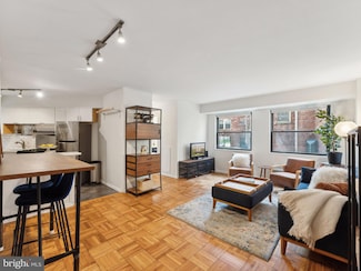 1801 Clydesdale Place NW Unit 201, Washington, DC 20009