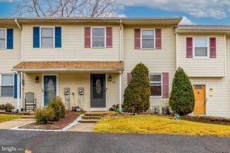 711 Hunters Run, Perkasie, PA 18944