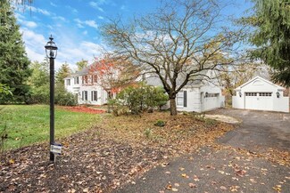 105 Tree Farm Rd, Pittsburgh, PA 15238