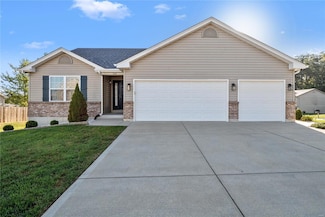 1100 Jaxson Dr, Foristell, MO 63348