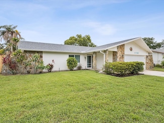 11762 Barb Ct, Largo, FL 33778