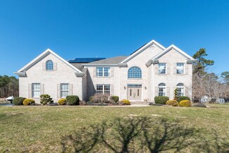 15 Poplar St, West Creek, NJ 08092