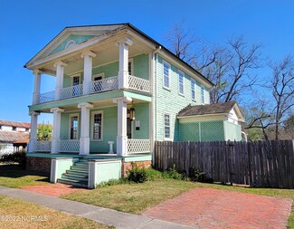 103 N Front St, Hamilton, NC 27840