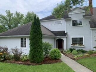 10 Southwind Dr, Burlington, VT 05401