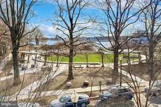 525 Water St SW Unit 319, Washington, DC 20024