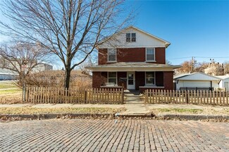 109 12th St, Atchison, KS 66002