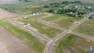 13 Willow Trail, Crooks, SD 57020