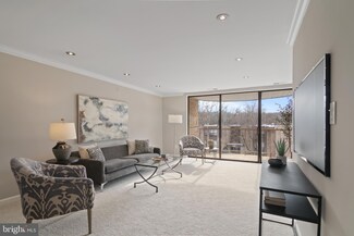3320 Huntley Square Dr Unit A2, Temple Hills, MD 20748