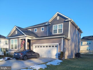 120 Grand Oaks Dr, Boyce, VA 22620