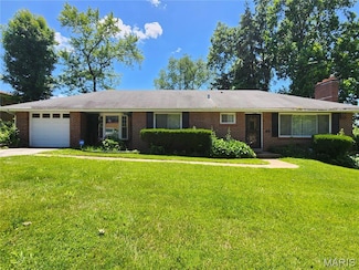150 Signal Hill Dr, Saint Louis, MO 63121