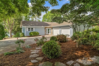 2218 Mallard Cove Dr, Nebo, NC 28761