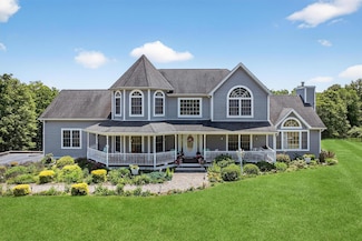 40 Rapelje Rd, Walden, NY 12586