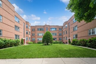 2641 W Fitch Ave Unit 1, Chicago, IL 60645