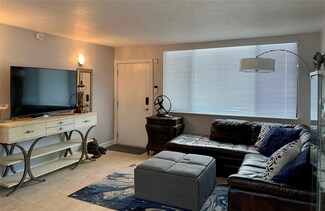 1901 N Andrews Ave Unit 111, Wilton Manors, FL 33311