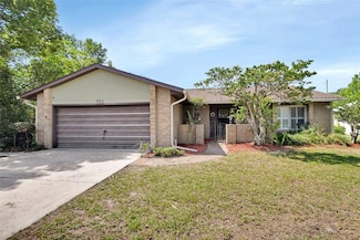 953 Tulip St, Deltona, FL 32725