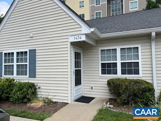 1434 Lilac Ct, Charlottesville, VA 22901