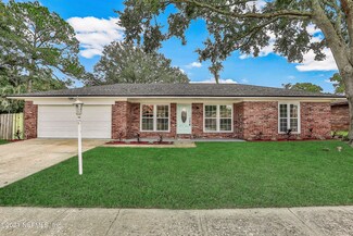 4081 Greenwillow Ln E, Jacksonville, FL 32277