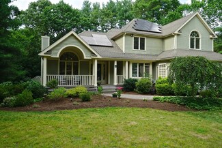 8 Kathryn Rd, Foxboro, MA 02035