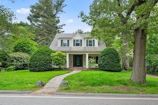 320 Quinobequin Rd, Waban, MA 02468