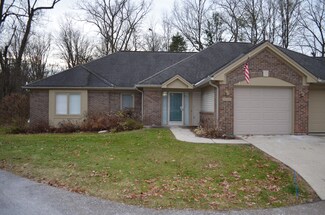 21321 Mulberry Ct, Farmington Hills, MI 48336