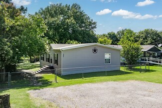 327 Whispering Trail, Gun Barrel City, TX 75156