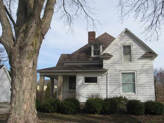 903 E 6th St, Fowler, IN 47944