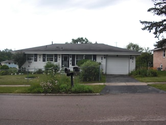 513 Overland Trail, Rockford, IL 61101