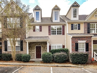 8748 Twined Creek Ln, Charlotte, NC 28227