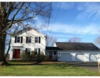 32 East St, Granby, MA 01033