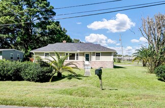 4302 Whitney Dr, North Charleston, SC 29405