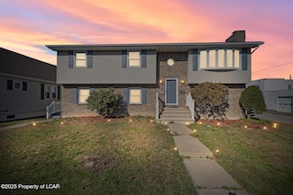 359 Kiefer Ave, Hazleton, PA 18201