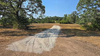 19736 State Hwy E, Eagle Rock, MO 65641