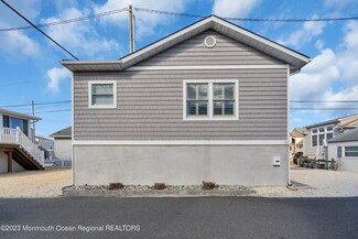 20 E Shell Way, Lavallette, NJ 08735