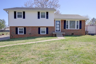517 Morrison Dr, Clarksville, TN 37042