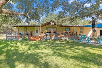 1760 Highway 90 Alternate, Hallettsville, TX 77475