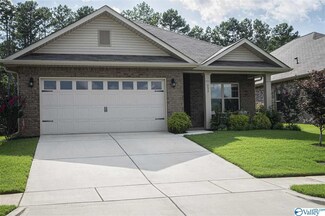 337 Lady Hawk Ln SW, Huntsville, AL 35824