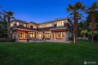 9420 NE 31st St, Clyde Hill, WA 98004