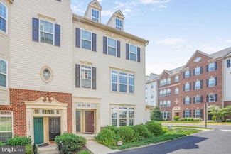 7493 Brunson Cir, Gainesville, VA 20155