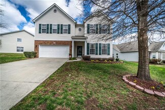 9025 Goldfields Dr, Charlotte, NC 28227